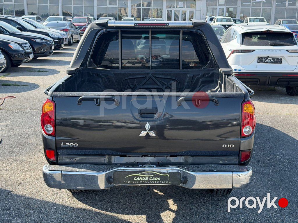Mitsubishi L200, 2.5 L, 2011 il, 198 500 km — Avtomobillər, Bakı (5)
