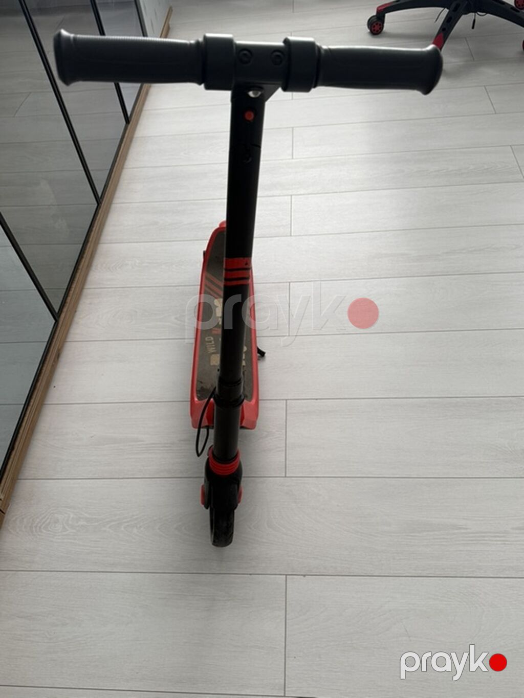 Uşaq üçün elektrik skuter - Rəng: qara-qırmızı - Gövdə: yığcam, tək — Skuterlər, Gəncə (3)
