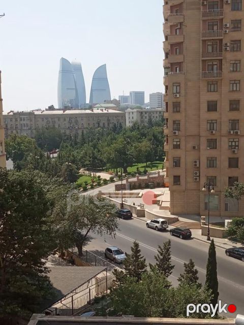 İcarəyə verilir 4 otaqlı yeni tikili 105 m² — Bakı