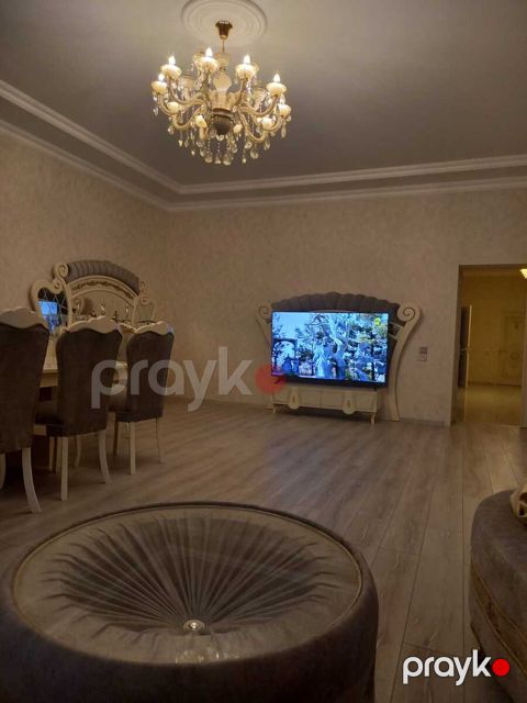 Satılır 5 otaqlı həyət evi/bağ evi 160 m² — Bakı