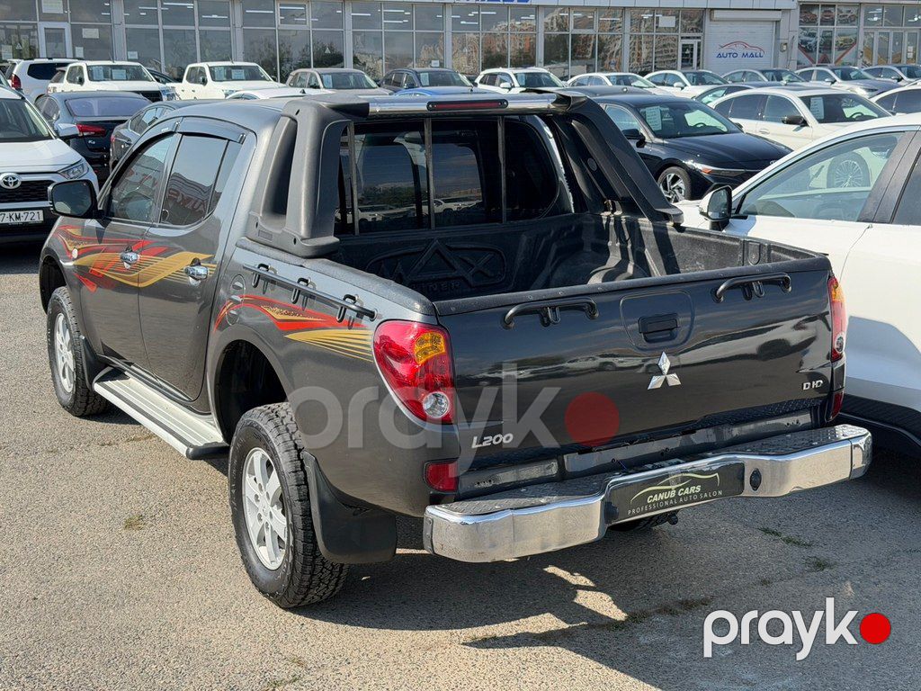Mitsubishi L200, 2.5 L, 2011 il, 198 500 km — Avtomobillər, Bakı (4)