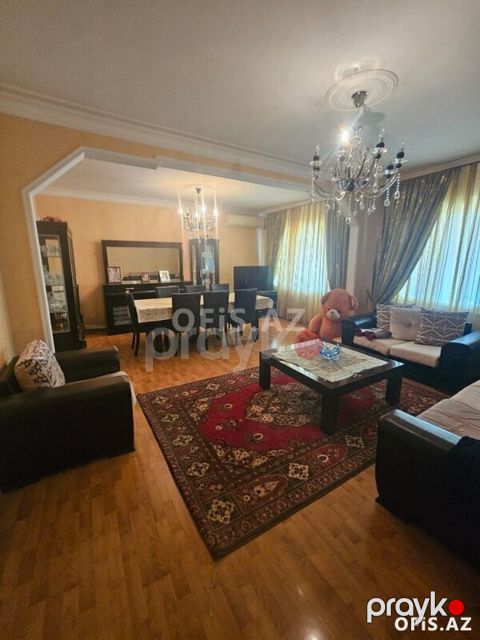 Köhnə tikili Satılır Binəqədi r., Azadlıq Prospekti m., 5 otaq, 125 m² — Bakı
