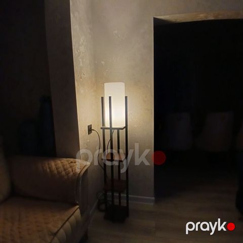 Döşəmə lampası – rəfli dizayn - Minimalist və müasir üslub — Sumqayıt