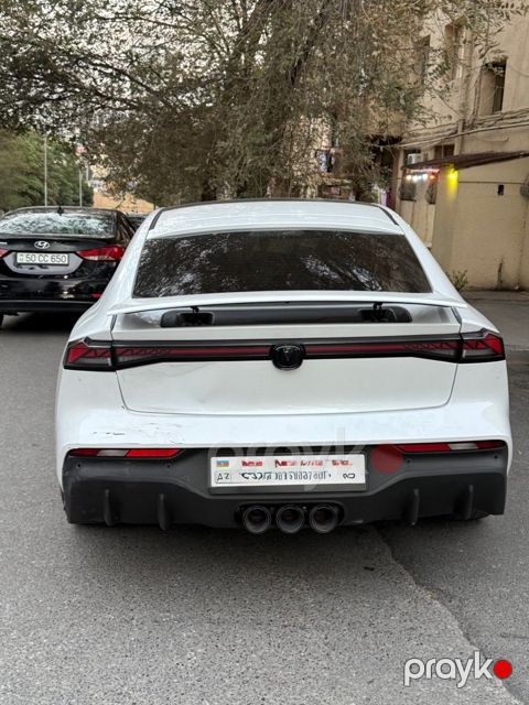 Changan arxa buferi — Bakı