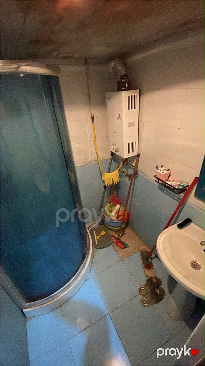 Satılır 2 otaqlı köhnə tikili 55 m² — Mənzil, Bakı (5)