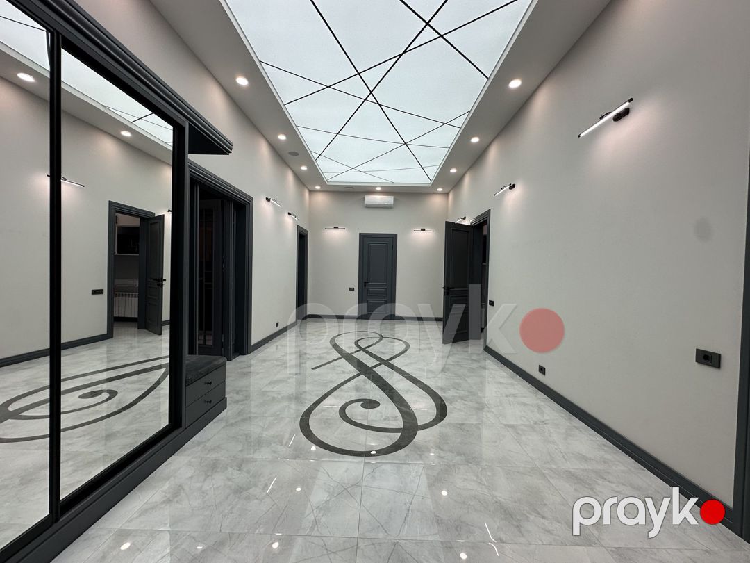 Satılır 5 otaqlı həyət evi/bağ evi 300 m² — Ev, villa, Bakı (9)