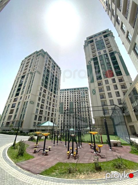 Satılır 3 otaqlı yeni tikili 140 m² — Bakı