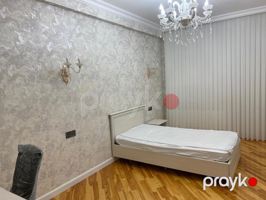 İcarəyə verilir 3 otaqlı köhnə tikili 130 m² — Mənzil, Bakı (3)