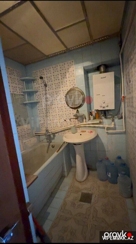 Sabunçu rayonunda 2 otaqlı Köhnə tikili Satılır, 55 m² — Mənzil, Bakı (4)