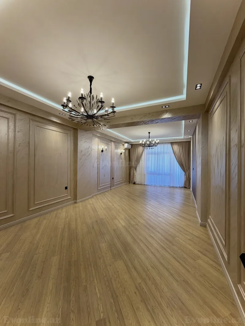 Satılır 3 otaqlı Mənzil Yeni tikili 130 m² Bakı, Nəsimi r., 28 May m — Bakı