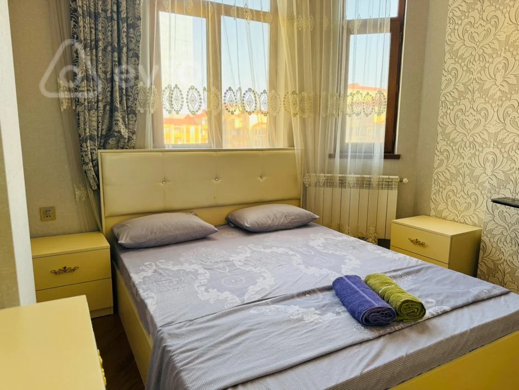 3 otaqlı mənzil, 100 m², Təbriz küç 4 — kirayə — Mənzil, Bakı (5)