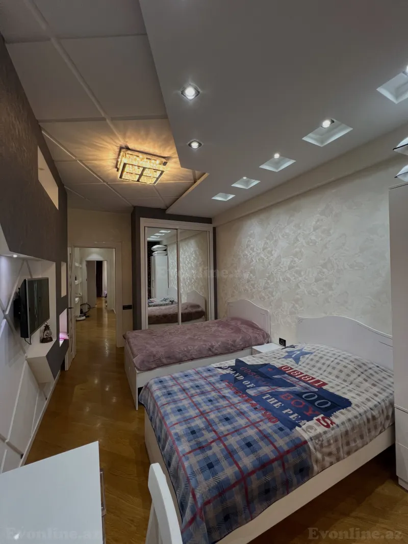 Satılır 3 otaqlı Mənzil Yeni tikili 136 m² Bakı, Nizami r., Neftçilər m — Mənzil, Bakı (5)