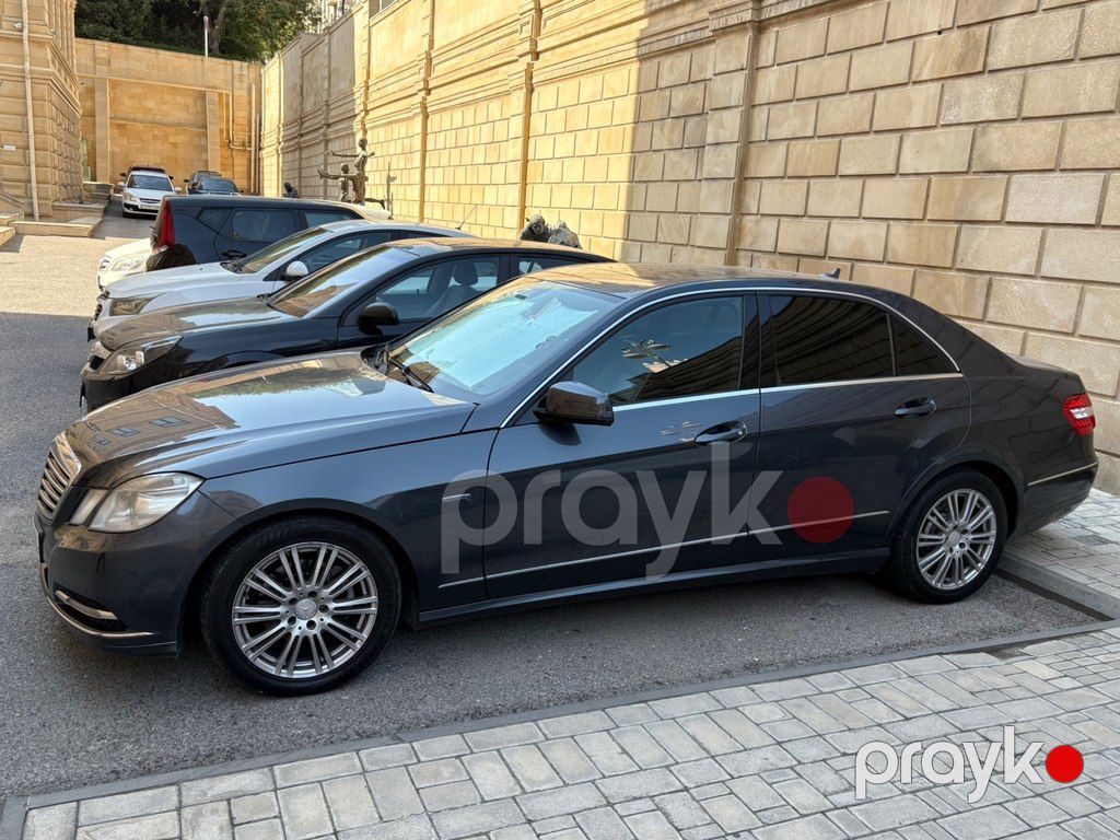 Mercedes E 200, 2.1 L, 2011 il, 267 000 km — Avtomobillər, Bakı (2)