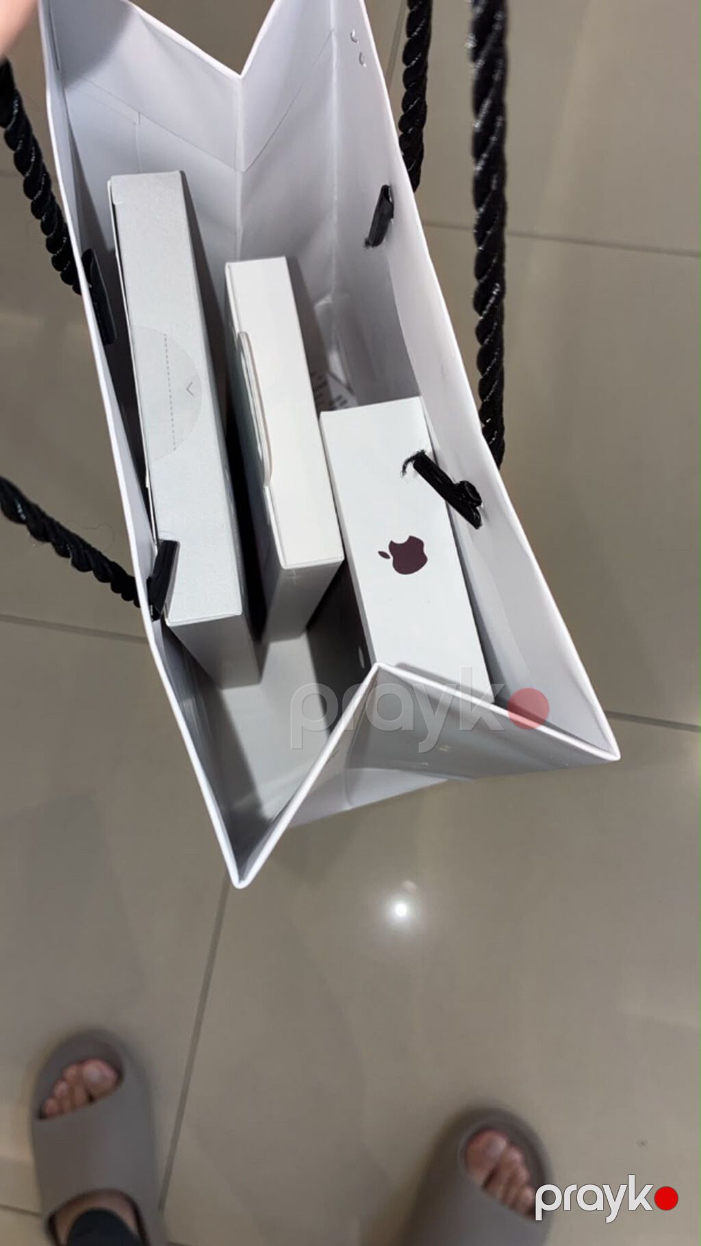Apple iPhone 18 Pro Burgundy 256GB/12GB Rəsmi mağazadan alınıb — Apple iPhone, Bakı (4)