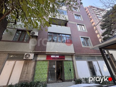 Satılır obyekt 70 m² — Bakı