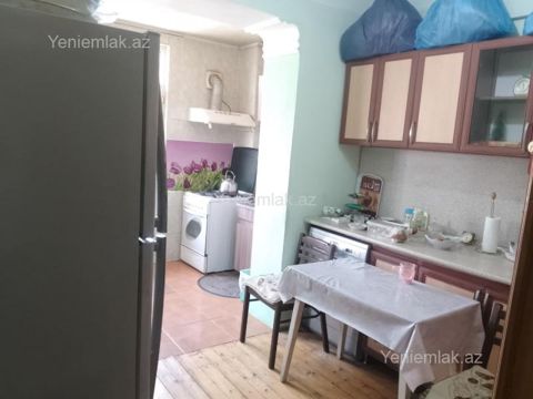 Satılır 3 otaqlı Bina evi menzil (Köhnə tikili), 75 m², Suraxanı rayonu — Bakı