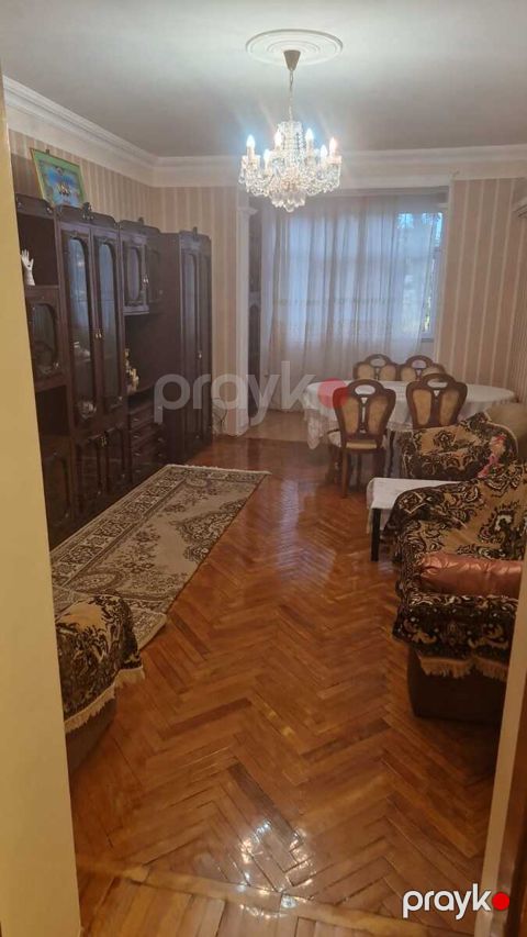 İcarəyə verilir 2 otaqlı köhnə tikili 60 m² — Bakı