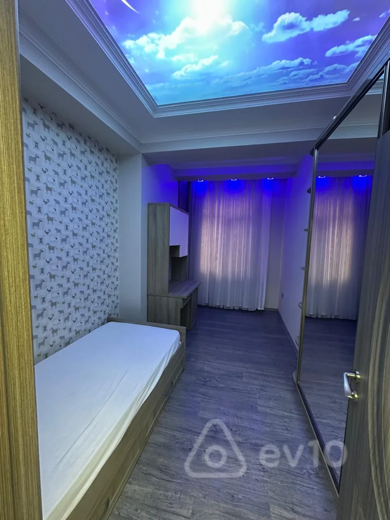 3 otaqlı mənzil, 110 m², Şəfəq küç. — kirayə — Mənzil, Bakı (5)