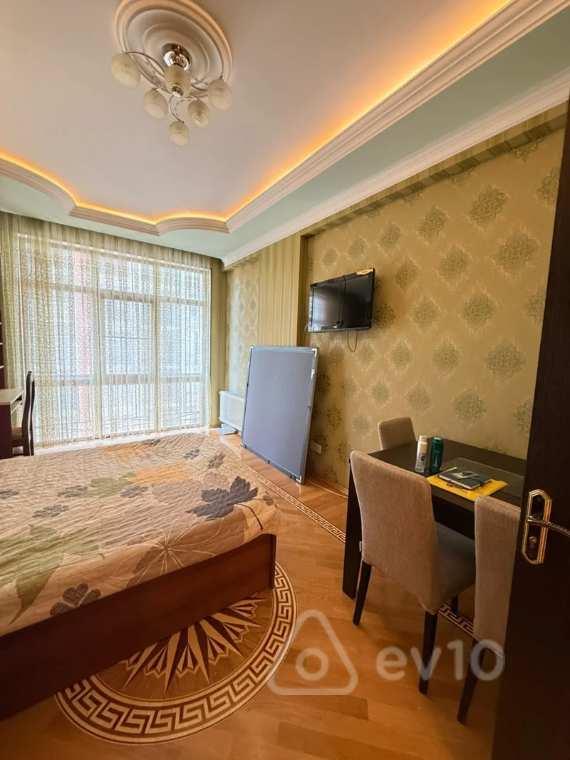3 otaqlı mənzil, 126 m², Nərimanov — kirayə — Mənzil, Bakı (9)