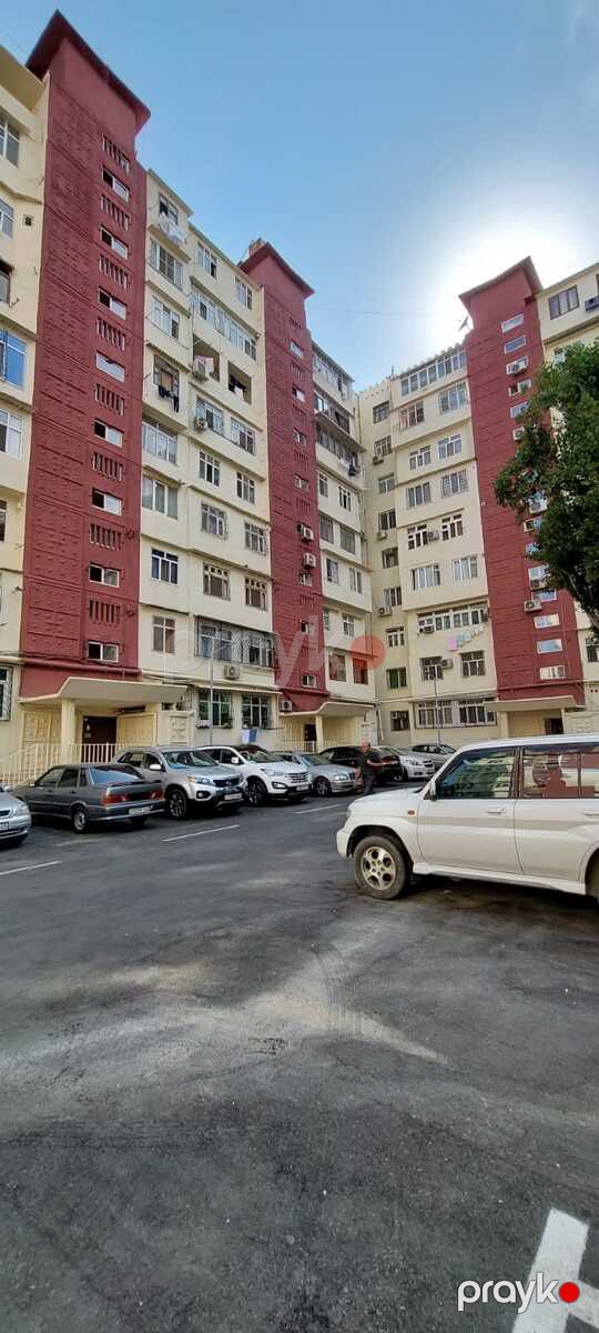 Satılır 4 otaqlı köhnə tikili 100 m² — Mənzil, Bakı (3)