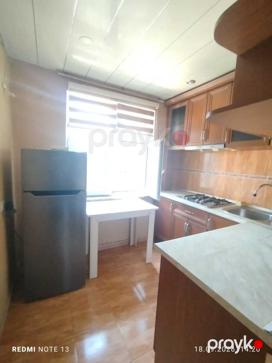 İcarəyə verilir 1 otaqlı köhnə tikili 45 m² — Mənzil, Bakı (7)