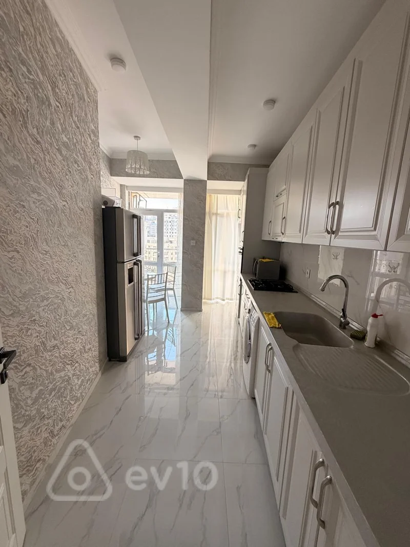 3 otaqlı mənzil, 110 m², Nizami Mall — kirayə — Mənzil, Bakı (7)