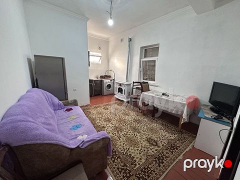 Xırdalan şəhəri, 7 nömrəli məktəb və Uğur marketin yaxınlığında — Xırdalan