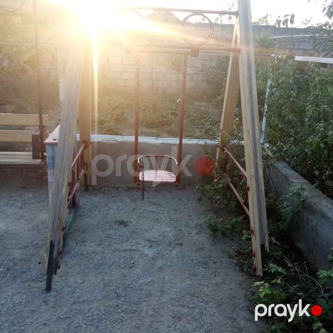 Yelləncək — Bakı