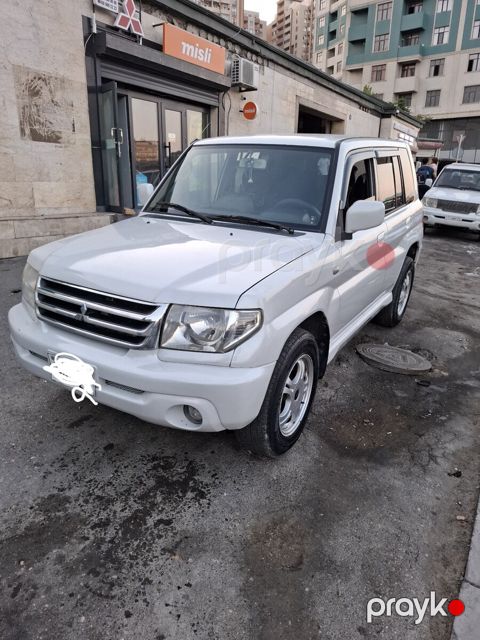 Mitsubishi Pajero io, 2002 il — Bakı