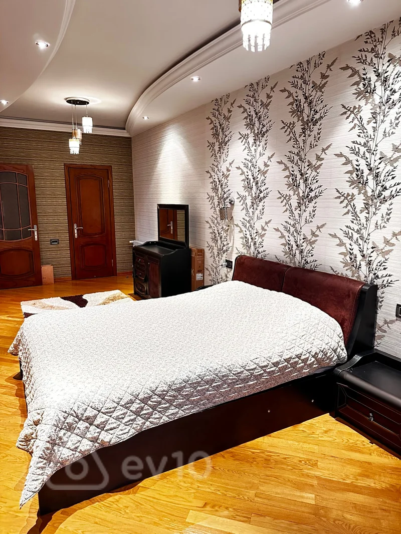 3 otaqlı mənzil, 140 m², Təbriz Küçəsi — kirayə — Mənzil, Bakı (4)
