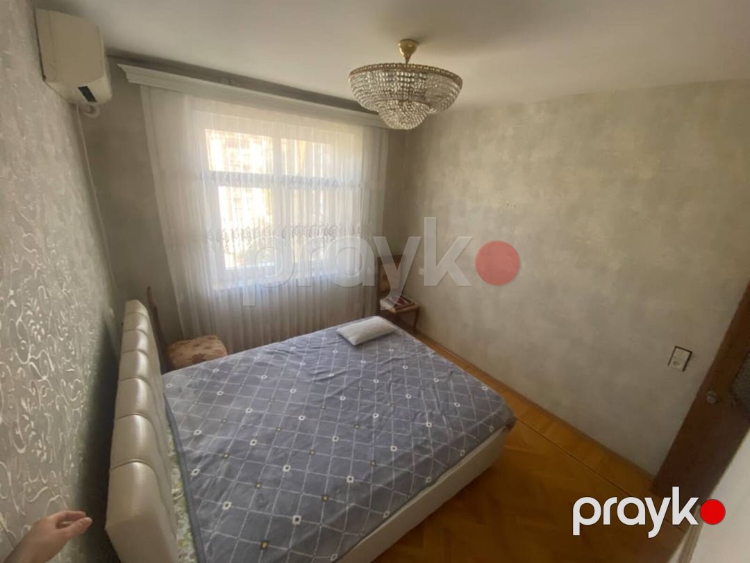 Satılır 4 otaqlı köhnə tikili 110 m² — Mənzil, Bakı (8)
