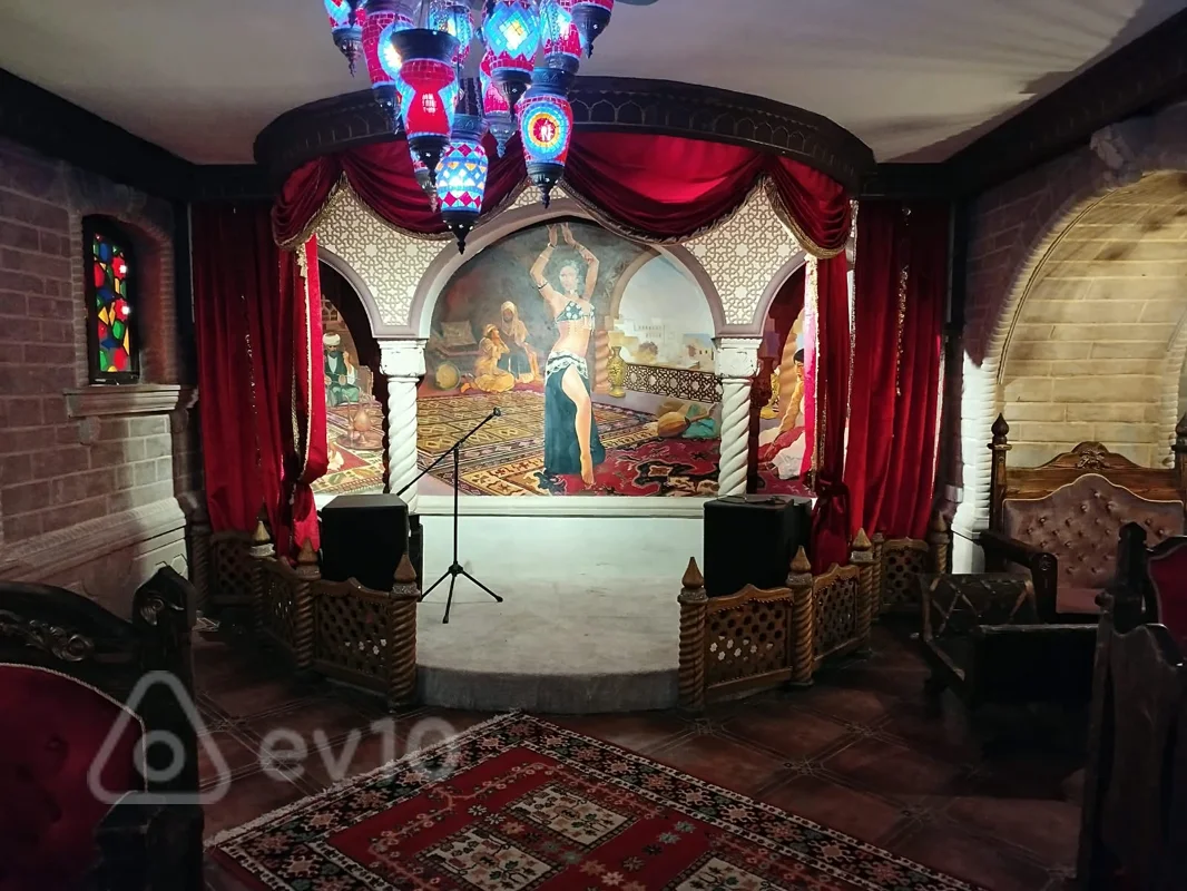 Obyekt, 350 m², Xəqani küçəsi 12 Sahil bağının yaxınlıqı — Bakı
