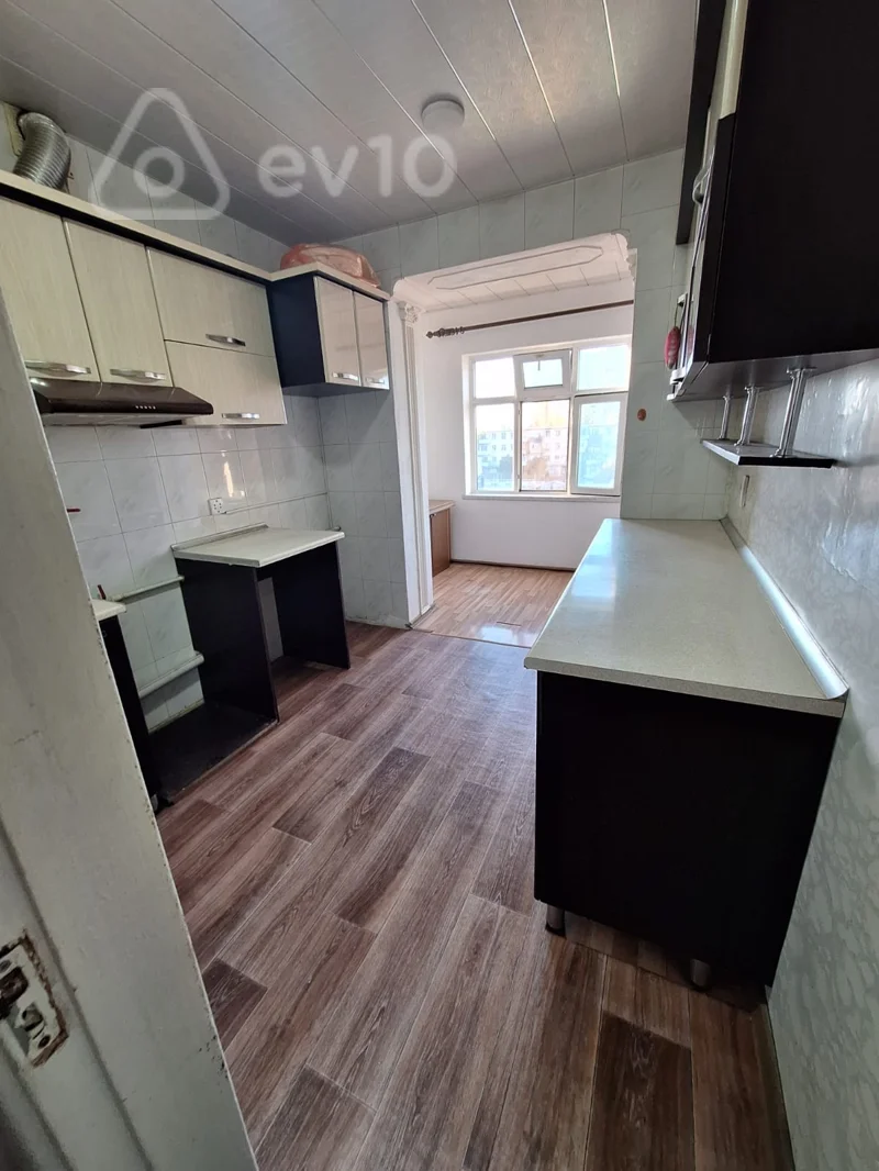 3 otaqlı mənzil, 80 m², Naxçivanski küçəsi — kirayə — Mənzil, Bakı (7)