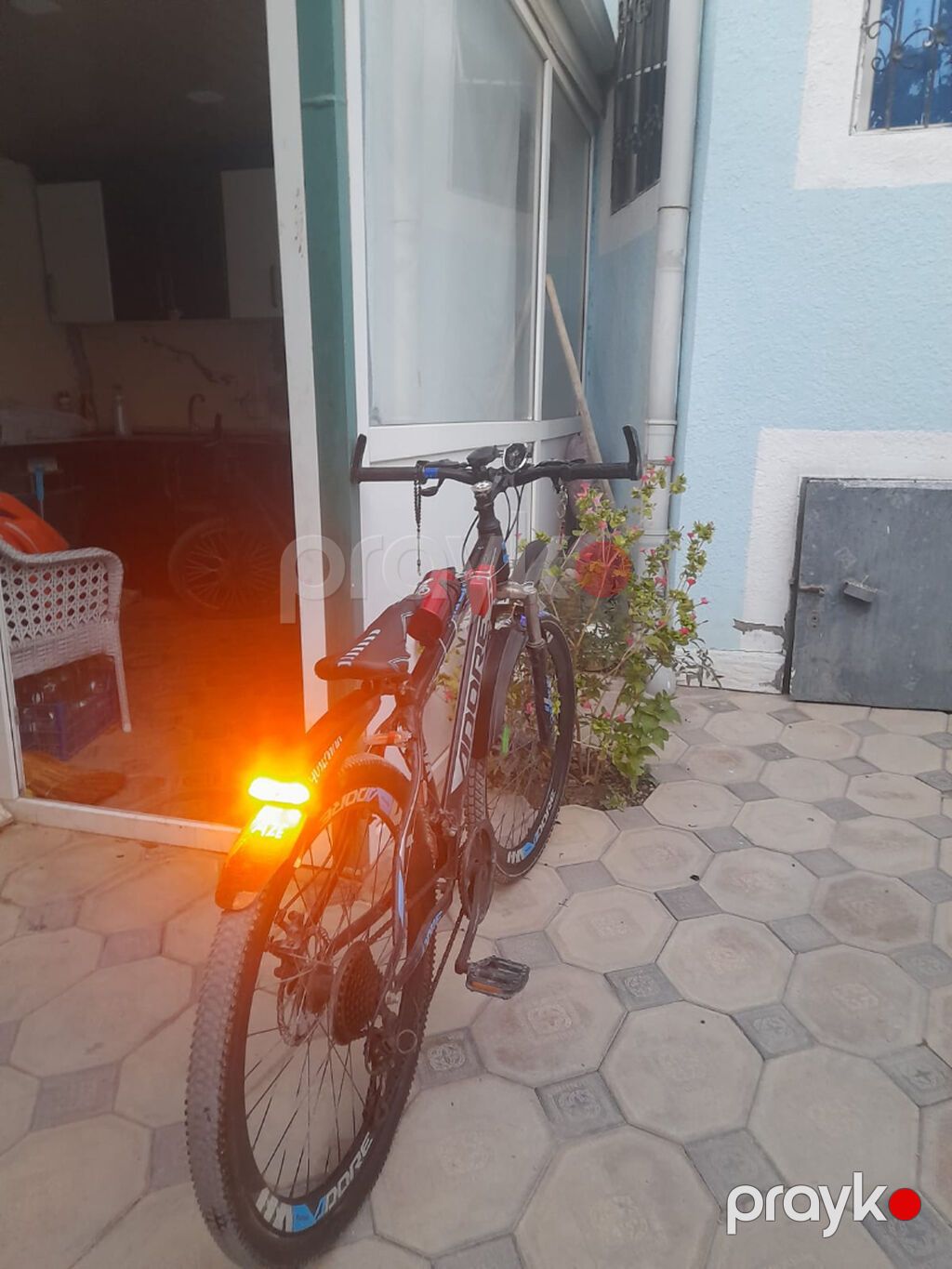 Velosiped – şəhər və gecə sürüşləri üçün tam işıqlandırma ilə - Güclü — Yol velosipedləri, Masazır (3)