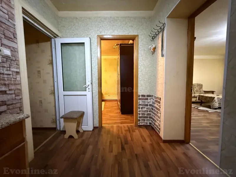 Satılır 2 otaqlı Mənzil Köhnə tikili 60.5 m² Bakı, Yasamal r., Elmlər Akademiyası m — Mənzil, Bakı (8)