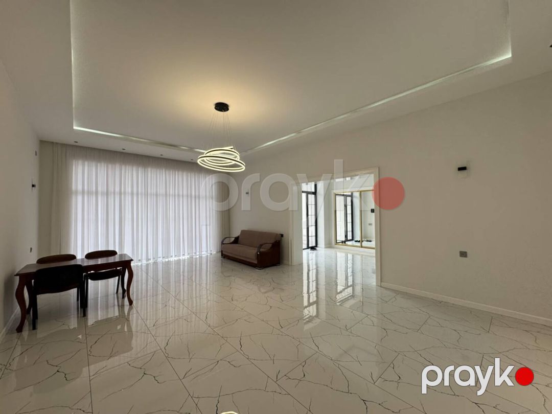 Satılır 5 otaqlı həyət evi/bağ evi 350 m² — Ev, villa, Bakı (4)