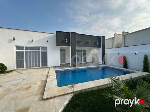 Satılır 4 otaqlı həyət evi/bağ evi 150 m² — Bakı