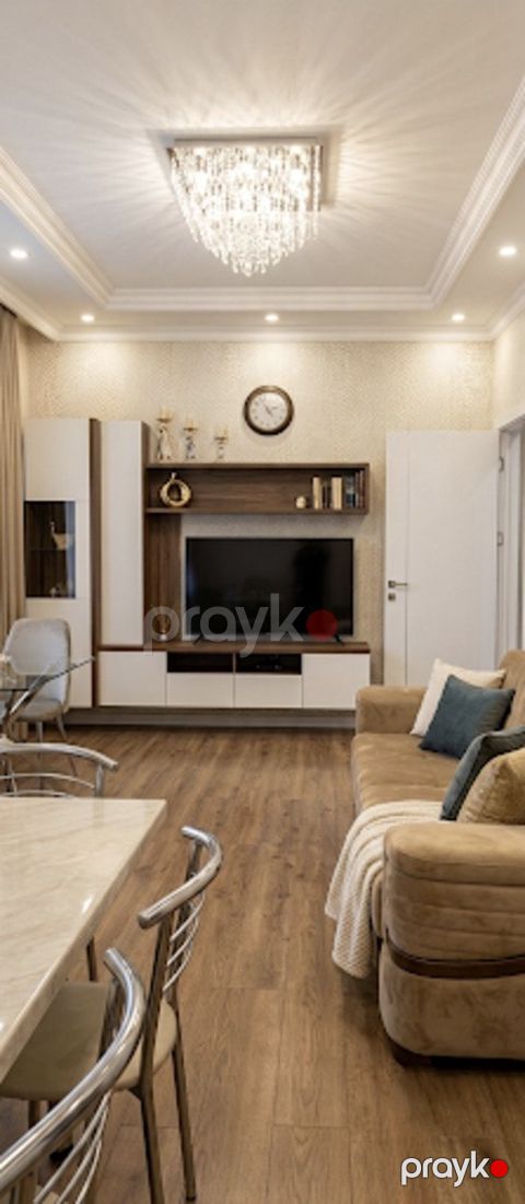 Satılır 2 otaqlı köhnə tikili 47 m² — Bakı