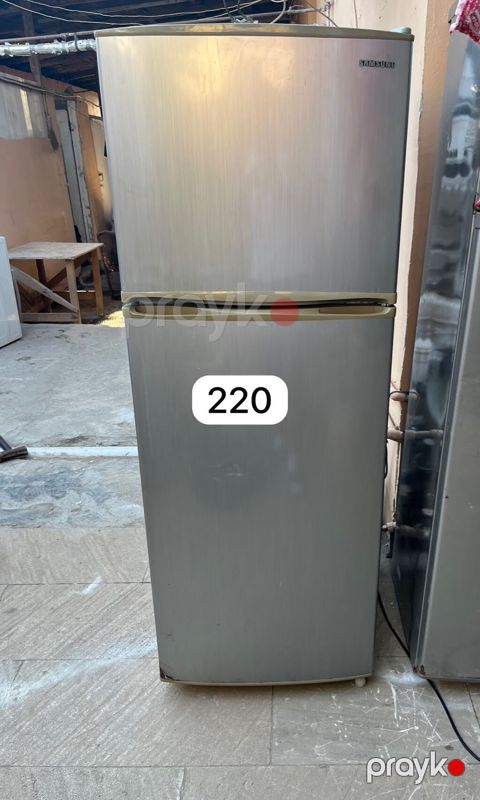 Samsung iki qapılı soyuducu - Rəng: inox (paslanmaz polad effekti) — Bakı