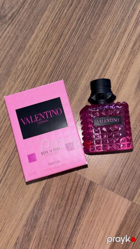 Valentino Donna Born in Roma Extradosə – Parfum ~Parfümü işlədənlər — Naxçıvan