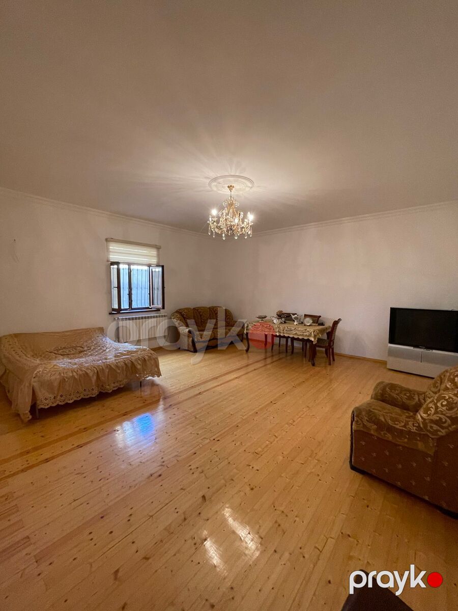 Satılır 6 otaqlı həyət evi/bağ evi 250 m² — Ev, villa, Bakı (12)