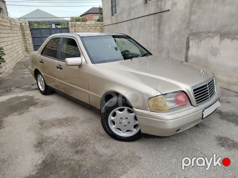 Mercedes-Benz C 180: 1.8 l 1994 il Sedan — Digah