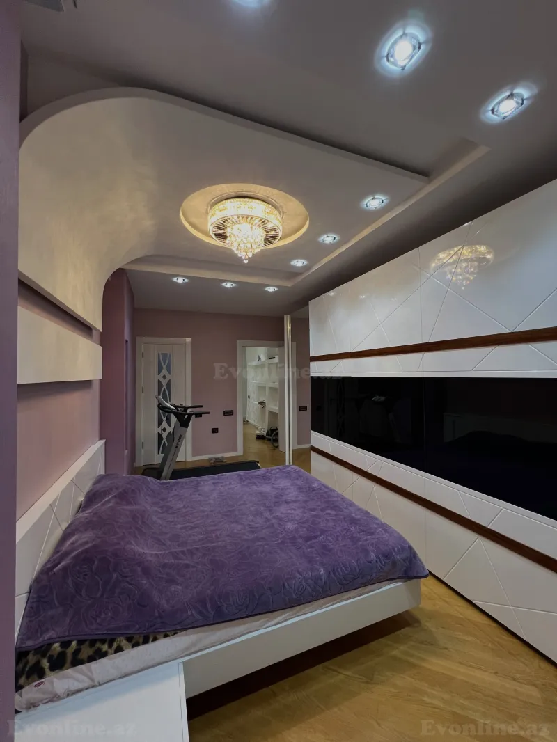 Satılır 3 otaqlı Mənzil Yeni tikili 136 m² Bakı, Nizami r., Neftçilər m — Mənzil, Bakı (6)