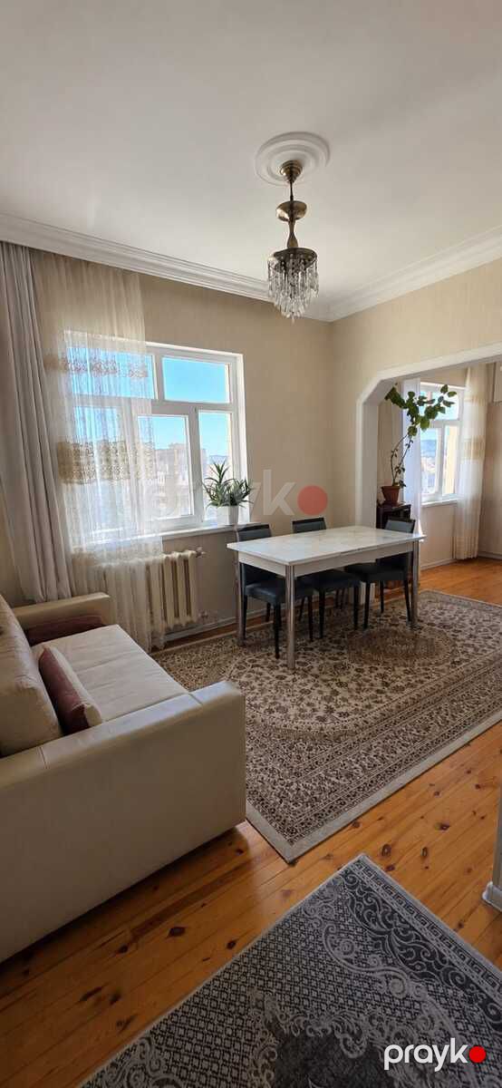 Satılır 5 otaqlı köhnə tikili 110 m² — Mənzil, Bakı (7)
