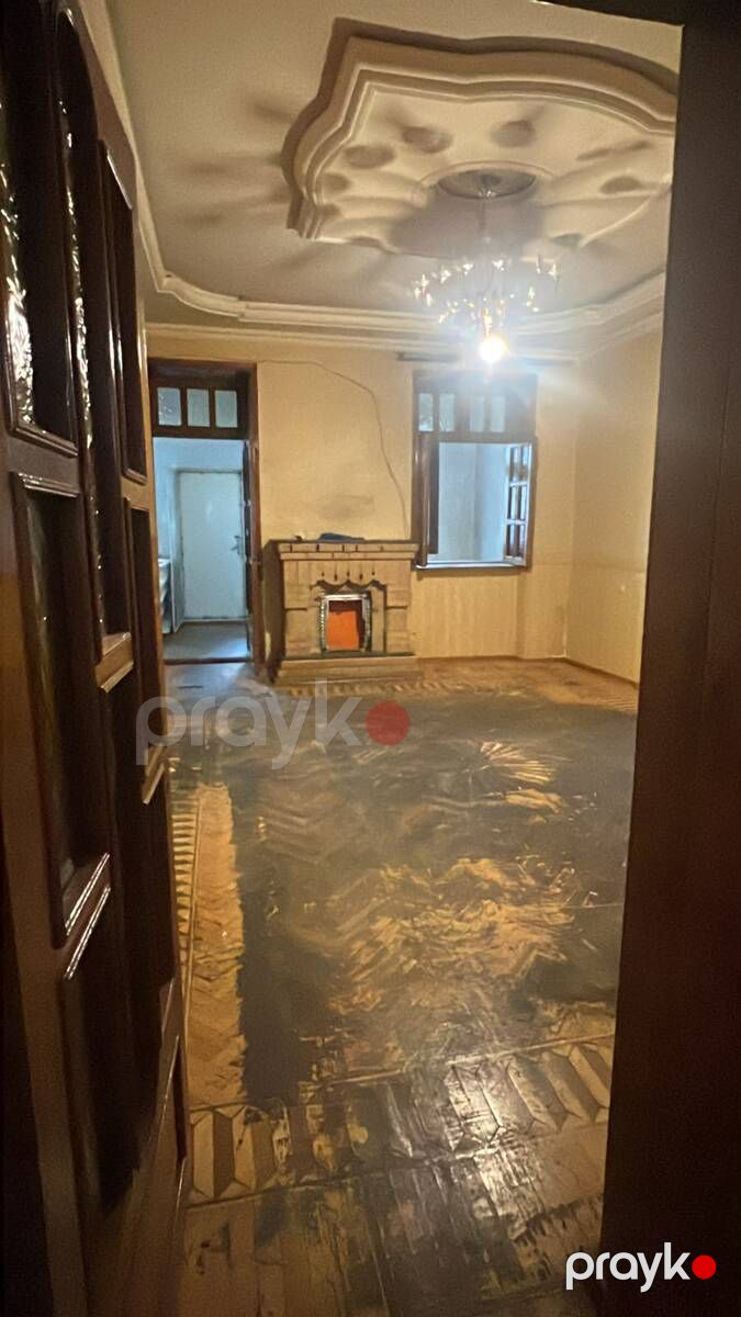 Satılır 6 otaqlı köhnə tikili 70 m² — Mənzil, Bakı (12)