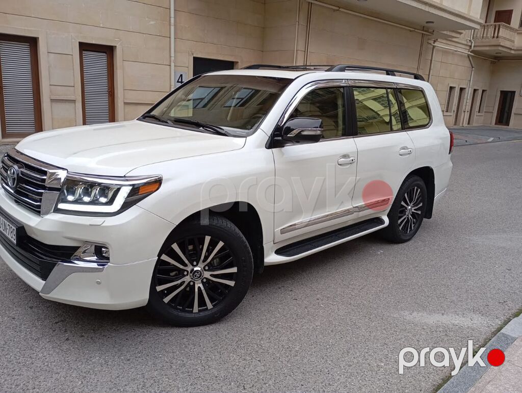 Toyota Land Cruiser 200, ağ rəng, tam ölçülü SUV. Xüsusiyyətlər və — Avtomobillər, Bakı (2)