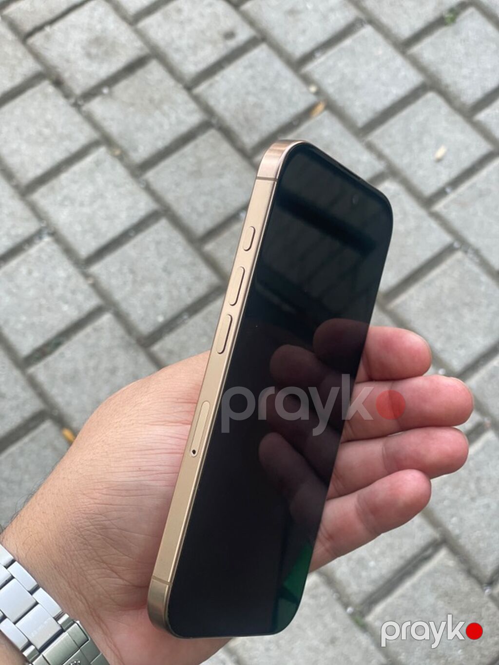 IPhone 16 Pro, Qızılı, Face ID — Apple iPhone, Mingəçevir (5)