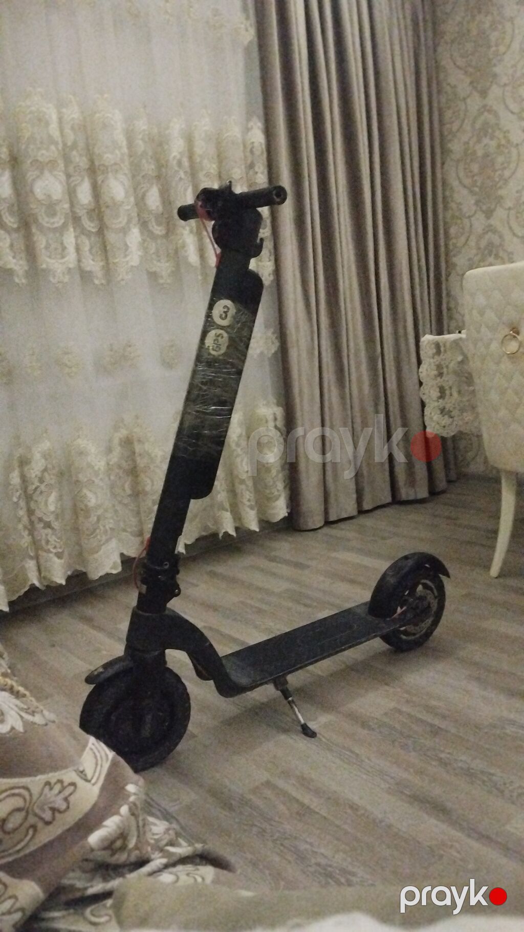 İşlənmiş Elektrik samokat 12", 751 - 1000 Vt, 26 - 35 km/s, Ünvandan götürmə — Skuterlər, Xırdalan (2)