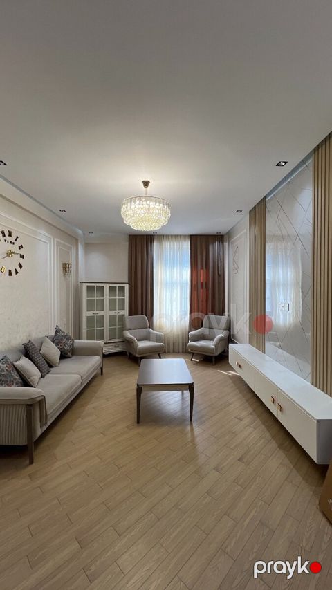 2-otaqlı yeni tikili kirayə verilir, E.Akademiyası m., 86 m² — Bakı