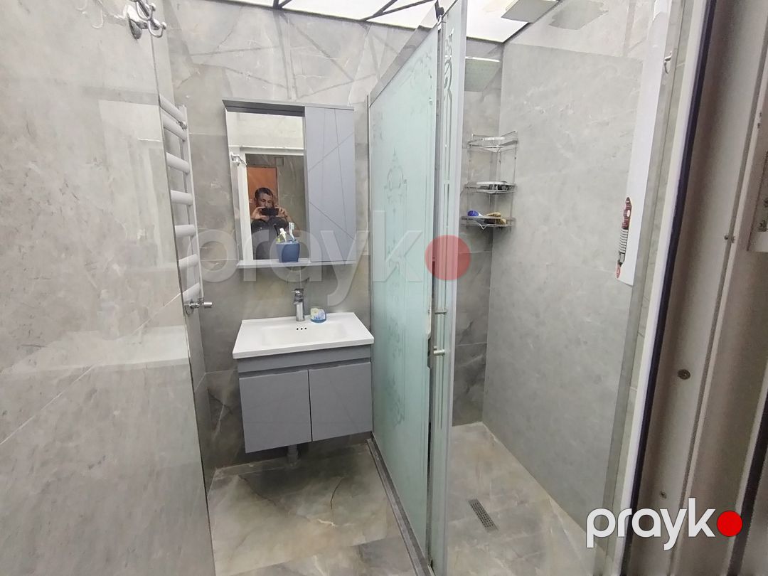 Satılır 2 otaqlı köhnə tikili 65 m² — Mənzil, Bakı (9)
